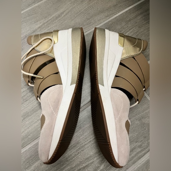 MICHAEL‎ KORS Beckett Ballerina Wedge Sneakers, gold beige - Picture 6 of 9